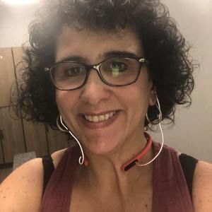 Meet your Posher, Lisa